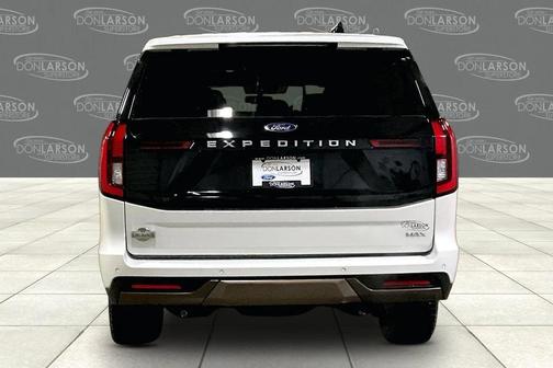 Star White Metallic Tri-Coat 2026 Ford Expedition Max King Ranch