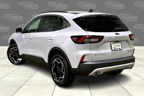 2026 Ford Escape Platinum