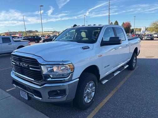 2020 RAM 2500 Big Horn Crew Cab 4X4 6'4' Box