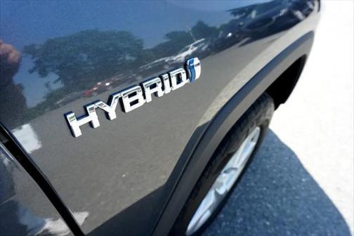2021 Toyota RAV4 Hybrid LE