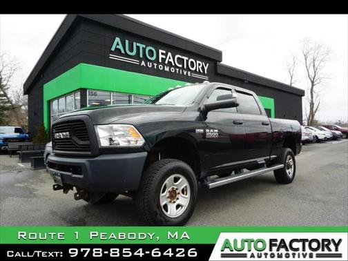 2017 RAM 2500 Tradesman Crew Cab 4x4 6'4' Box