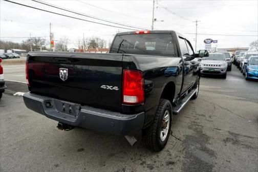 2017 RAM 2500 Tradesman Crew Cab 4x4 6'4' Box