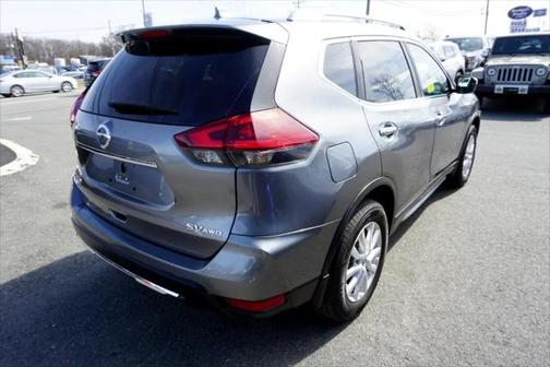 2018 Nissan Rogue SV