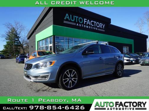 2018 Volvo V60 Cross Country T5