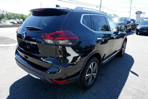 2018 Nissan Rogue SL