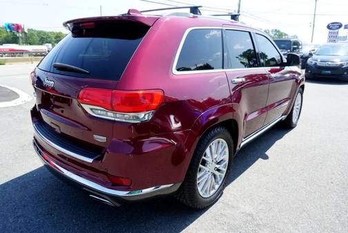 2018 Jeep Grand Cherokee Summit