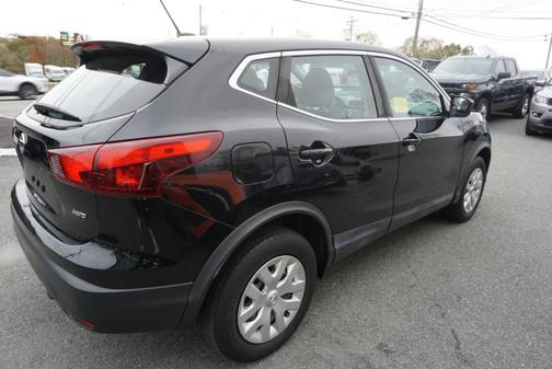 2018 Nissan Rogue Sport S