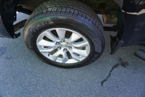 Black 2022 Chevrolet Silverado 1500 Custom