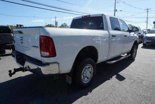 2018 RAM 2500 Tradesman Crew Cab 4x4 6'4' Box