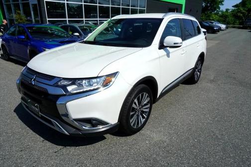 2020 Mitsubishi Outlander SEL