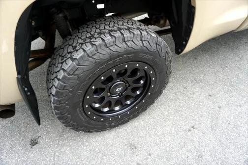 2018 Toyota Tundra SR