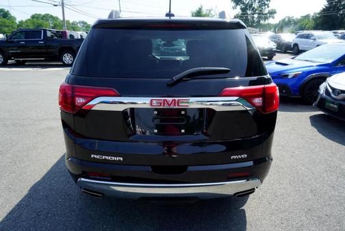 2018 GMC Acadia Denali