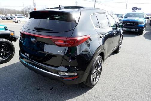2022 Kia Sportage EX