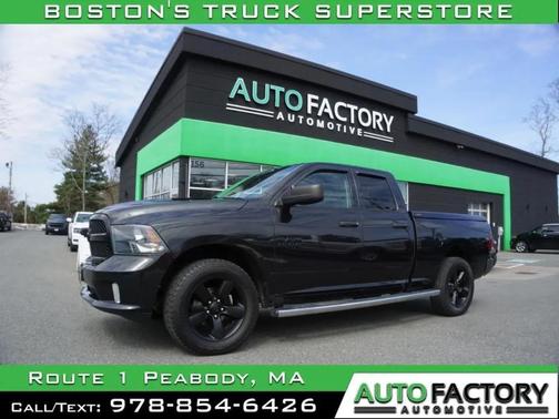 Brilliant Black Crystal Pearlcoat 2017 RAM 1500 Express