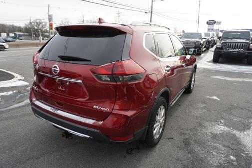 2018 Nissan Rogue SV
