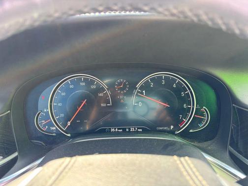 2016 BMW 740 740i Sedan 4D