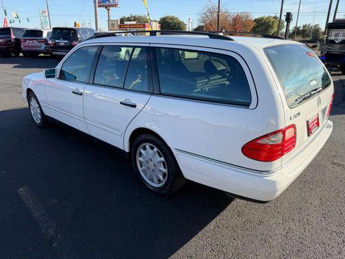 1998 Mercedes-Benz E-Class E 320 Wagon 4D