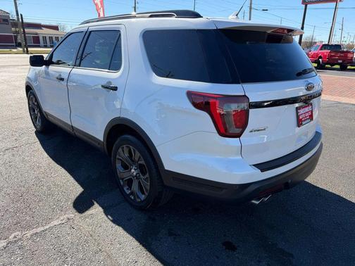 2018 Ford Explorer Sport
