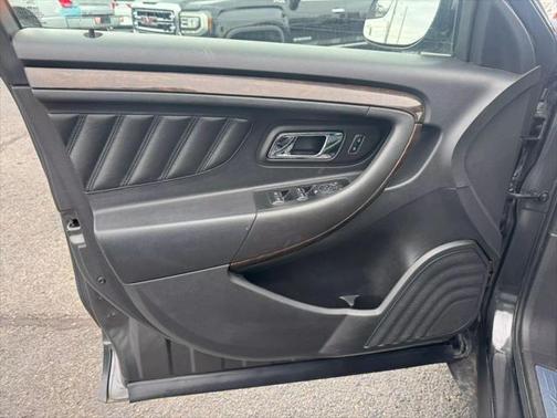 2016 Ford Taurus Limited