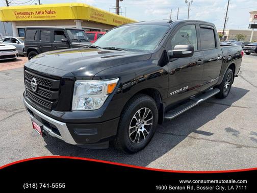 Super Black 2020 Nissan Titan SV