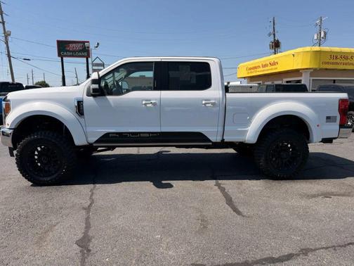 Oxford White 2018 Ford F-250 Lariat