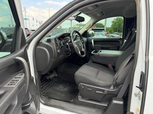 Summit White 2012 Chevrolet Silverado 1500 LT