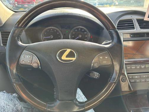 2011 Lexus ES 350 Base