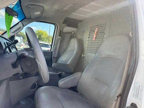 2008 Ford E250 Base