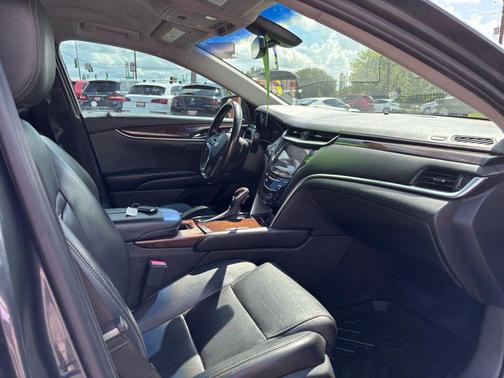 2017 Cadillac XTS Luxury