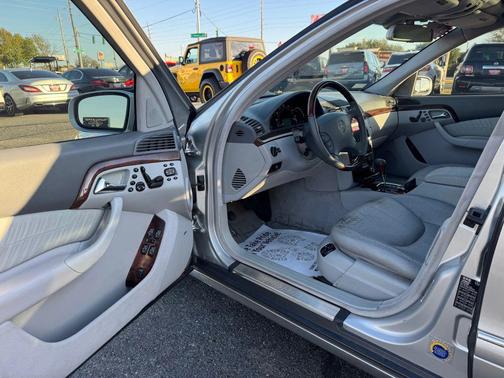 2001 Mercedes-Benz S-Class S 500 Sedan 4D
