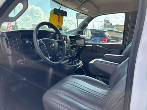 2016 Chevrolet Express 3500 LS
