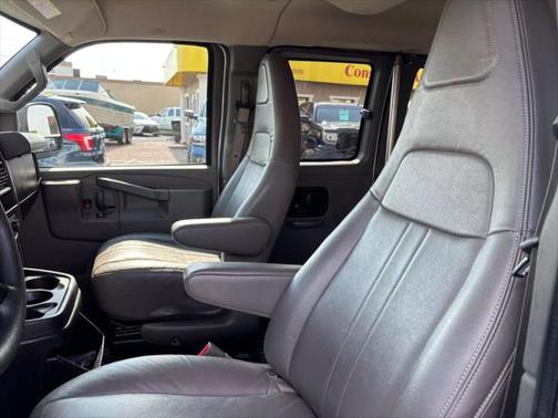 2016 Chevrolet Express 3500 LS
