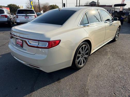 2018 Lincoln Continental Reserve