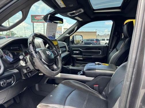 2020 RAM 2500 Laramie Mega Cab 4X4 6'4' Box