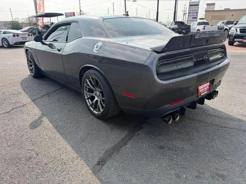 2015 Dodge Challenger SRT 392