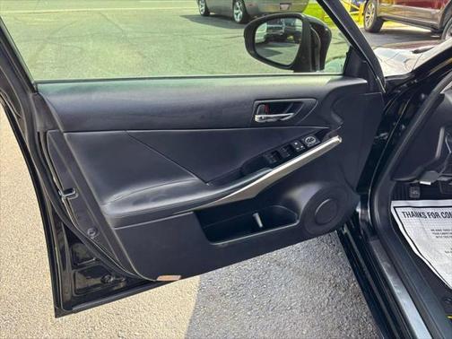 2015 Lexus IS 250 Crafted Line