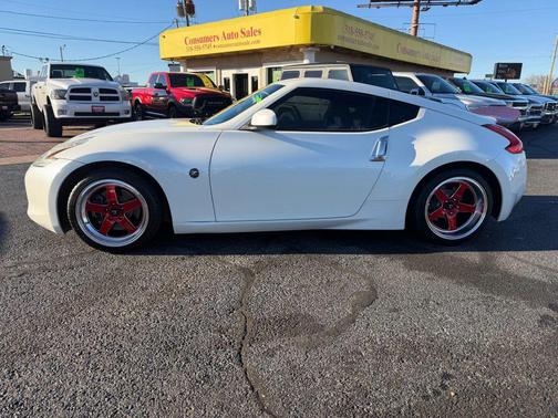2010 Nissan 370Z Base