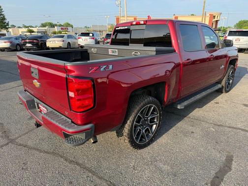 Maroon 2018 Chevrolet Silverado 1500 2LT