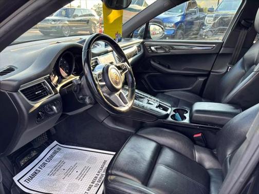 2018 Porsche Macan Base