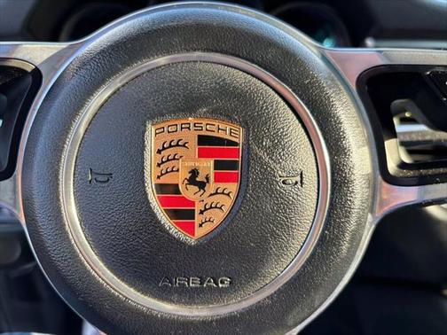 2018 Porsche Macan Base