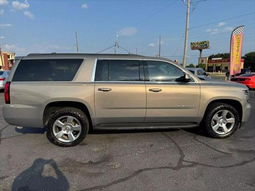 2018 Chevrolet Suburban LT
