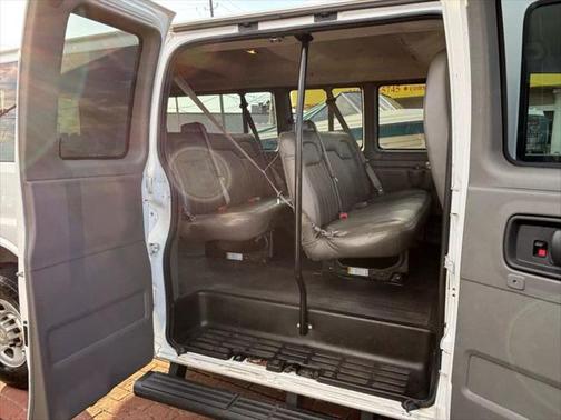 2014 Chevrolet Express 3500 LS