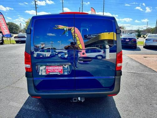 2016 Mercedes-Benz Metris Base