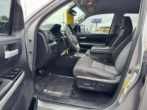 2015 Toyota Tundra SR5