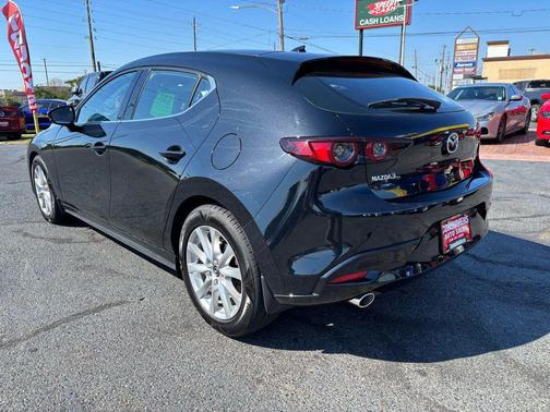 2021 Mazda Mazda3 FWD w/Premium Package