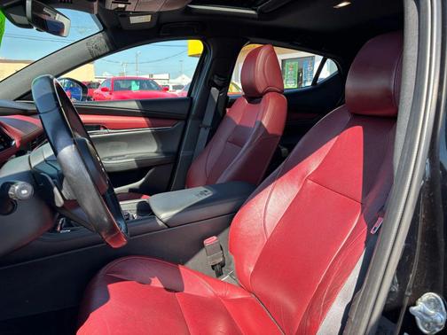 2021 Mazda Mazda3 FWD w/Premium Package