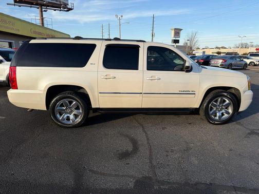 2012 GMC Yukon XL 1500 SLT