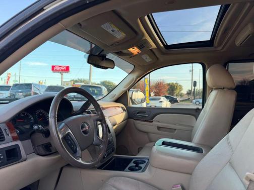 2012 GMC Yukon XL 1500 SLT