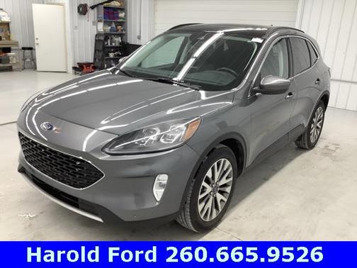 2022 Ford Escape Titanium