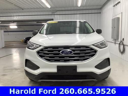 2020 Ford Edge SE